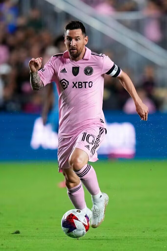 关于梅西连续五场比赛得分超过赛事规则更新,G2挑战极限!的信息 关于梅西连续五场比赛得分超过赛事规则更新,G2挑战极限!的信息