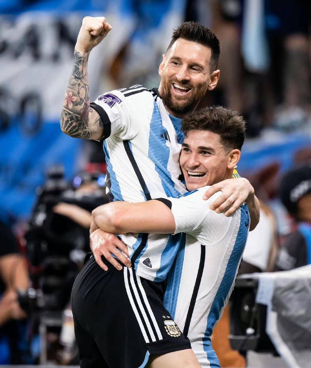 梅西在DWG比赛中精彩发挥,大胜引发热议!的简单介绍 梅西在DWG比赛中精彩发挥,大胜引发热议!的简单介绍